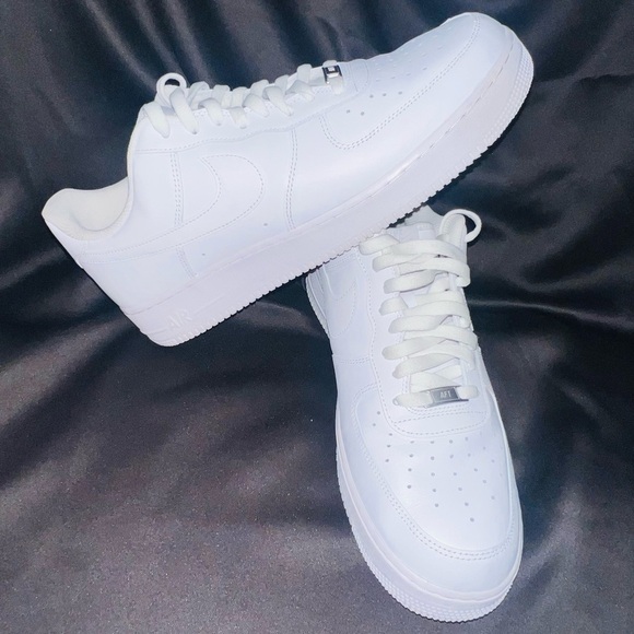 🚨 CHRISTMAS SALE 🚨 Men’s Original Air-Force 1’s Sneakers SIZE 13 - Picture 5 of 10